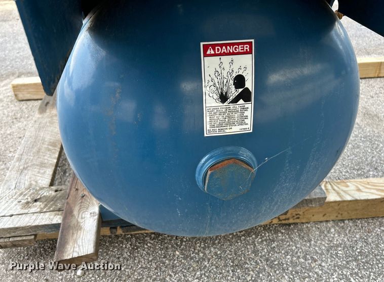 image for item EK4468 Quincy QC03008D00086 air compressor