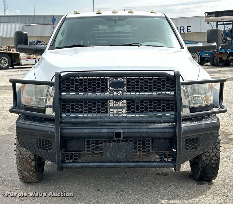 image for item EK4470 2012 Dodge  Ram 5500HD Crew Cab flatbed truck