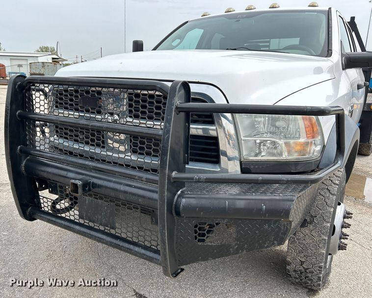 image for item EK4470 2012 Dodge  Ram 5500HD Crew Cab flatbed truck