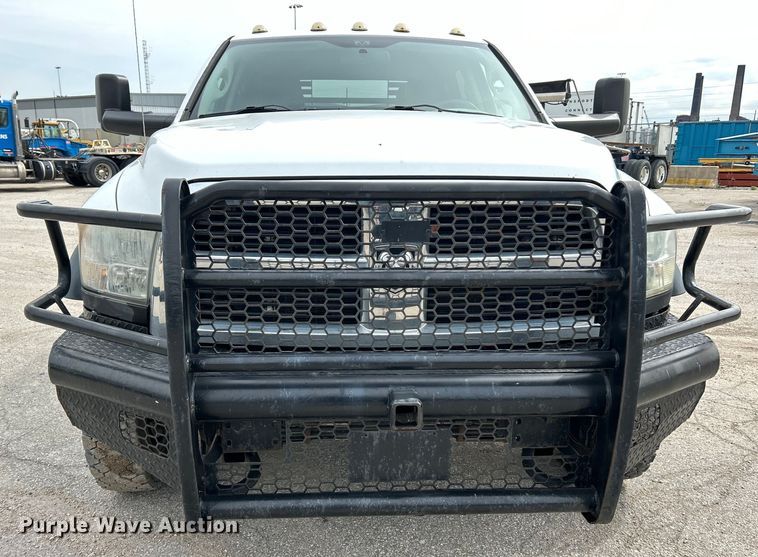 image for item EK4470 2012 Dodge  Ram 5500HD Crew Cab flatbed truck