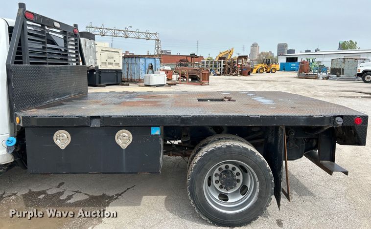 image for item EK4470 2012 Dodge  Ram 5500HD Crew Cab flatbed truck