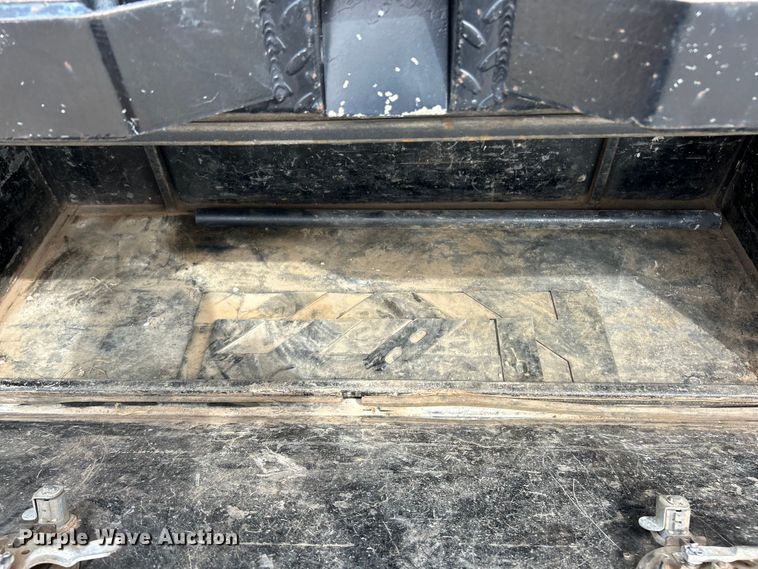 image for item EK4470 2012 Dodge  Ram 5500HD Crew Cab flatbed truck