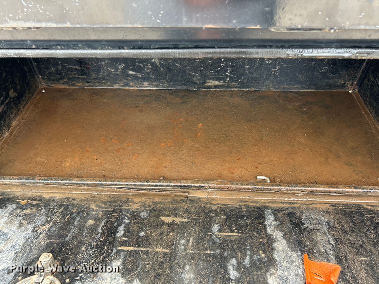 image for item EK4470 2012 Dodge  Ram 5500HD Crew Cab flatbed truck