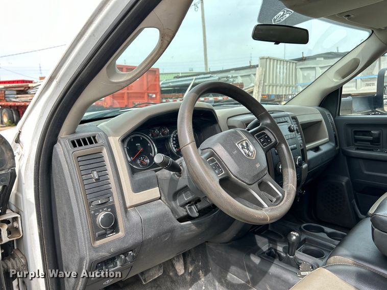 image for item EK4470 2012 Dodge  Ram 5500HD Crew Cab flatbed truck