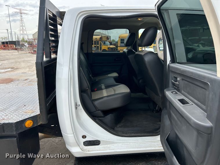 image for item EK4470 2012 Dodge  Ram 5500HD Crew Cab flatbed truck