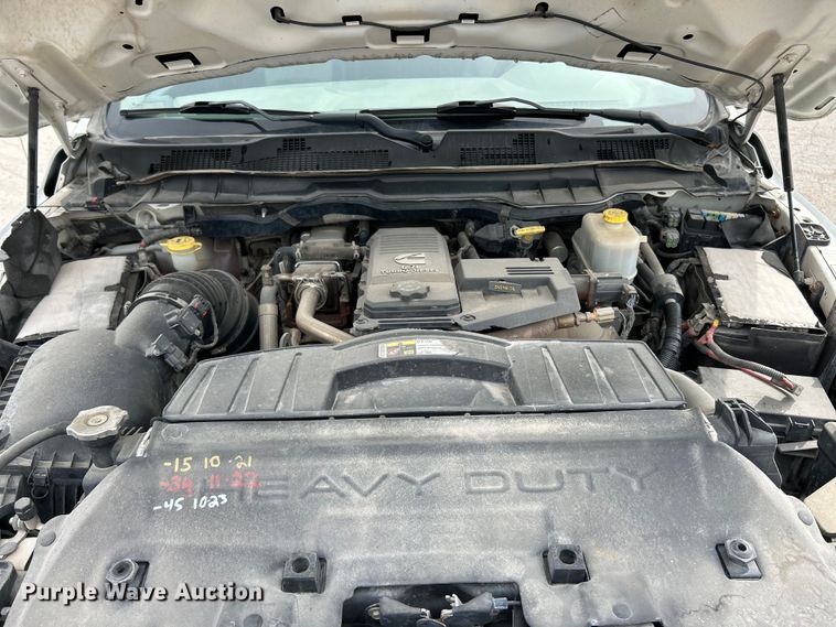 image for item EK4470 2012 Dodge  Ram 5500HD Crew Cab flatbed truck