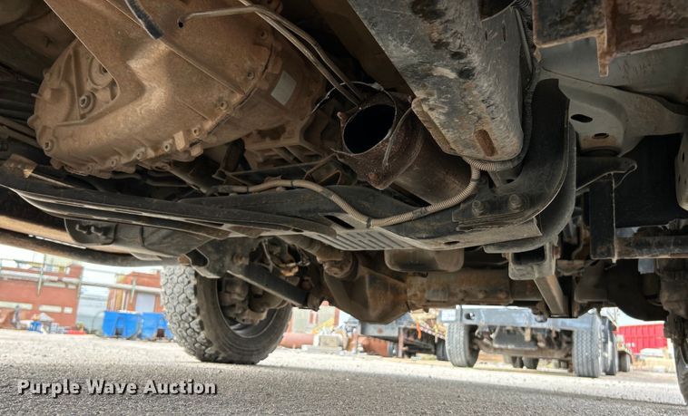 image for item EK4470 2012 Dodge  Ram 5500HD Crew Cab flatbed truck