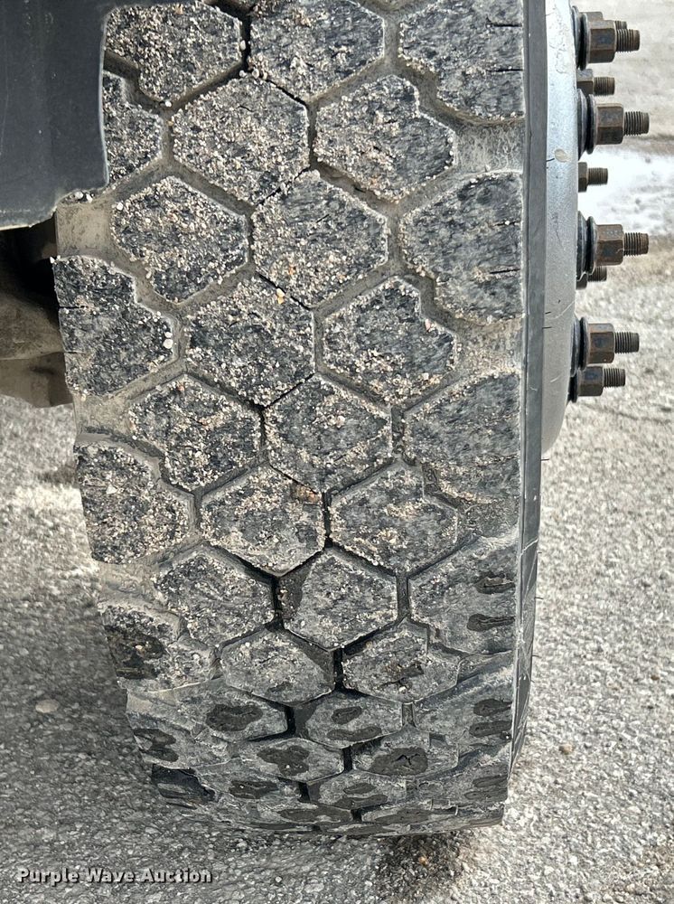 image for item EK4470 2012 Dodge  Ram 5500HD Crew Cab flatbed truck