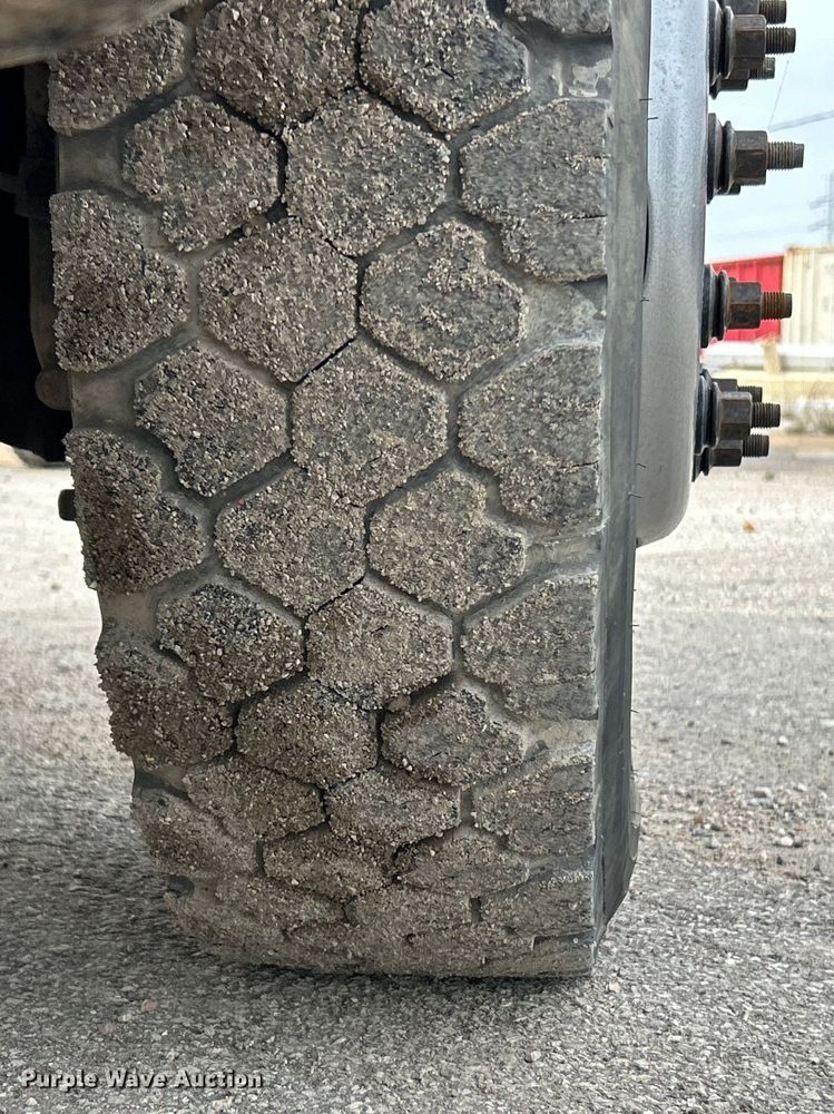 image for item EK4470 2012 Dodge  Ram 5500HD Crew Cab flatbed truck