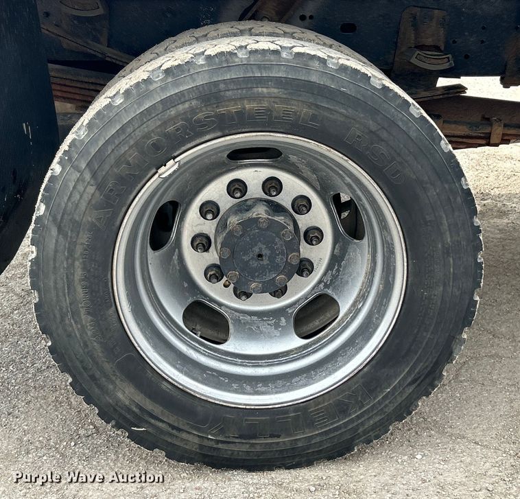 image for item EK4470 2012 Dodge  Ram 5500HD Crew Cab flatbed truck