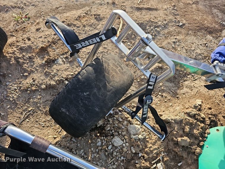 image for item EK5747 Kite wind surfers