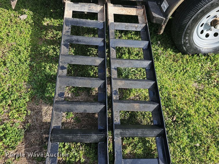 image for item EK5752 2002 Trailmaster utility trailer