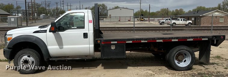 image for item IB9378 2011 Ford F450 Super Duty flatbed truck