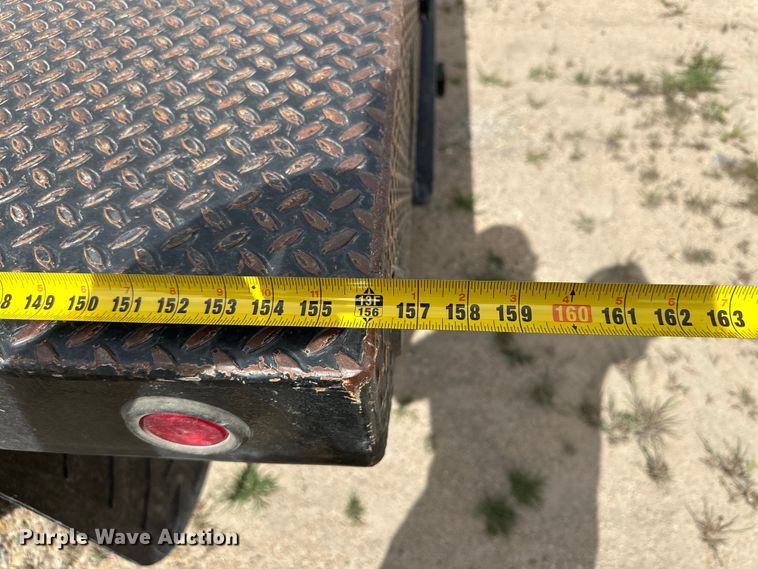 image for item IB9378 2011 Ford F450 Super Duty flatbed truck