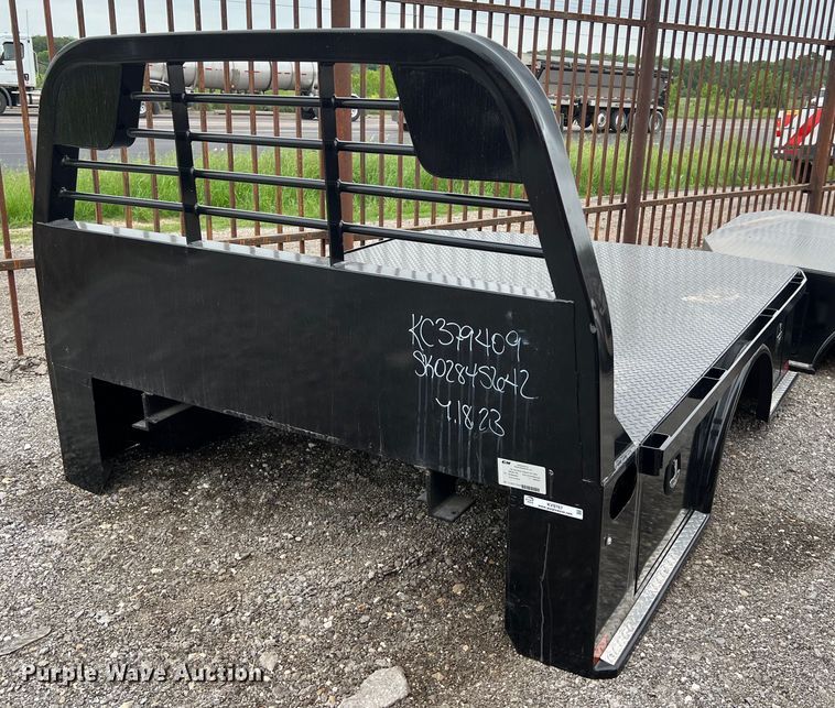 image for item KV9767 CM SK-02845642 flatbed