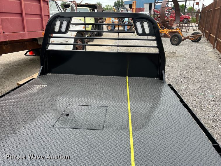 image for item KV9767 CM SK-02845642 flatbed