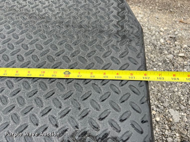 image for item KV9767 CM SK-02845642 flatbed