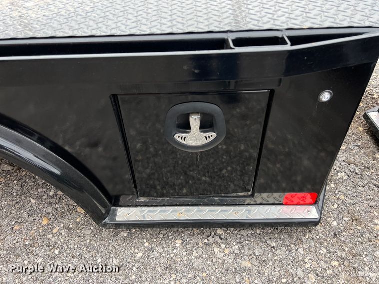 image for item KV9767 CM SK-02845642 flatbed