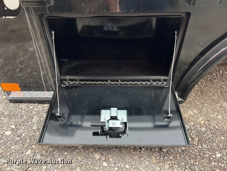 image for item KV9767 CM SK-02845642 flatbed