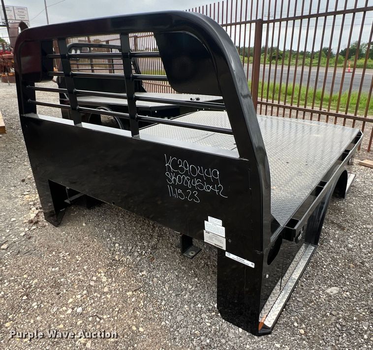 image for item KV9768 CM SK-02845642 flatbed