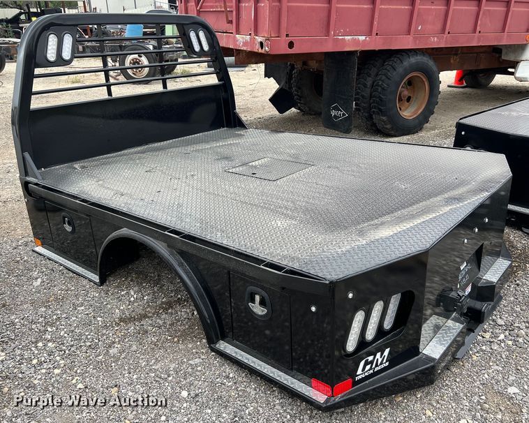 image for item KV9768 CM SK-02845642 flatbed