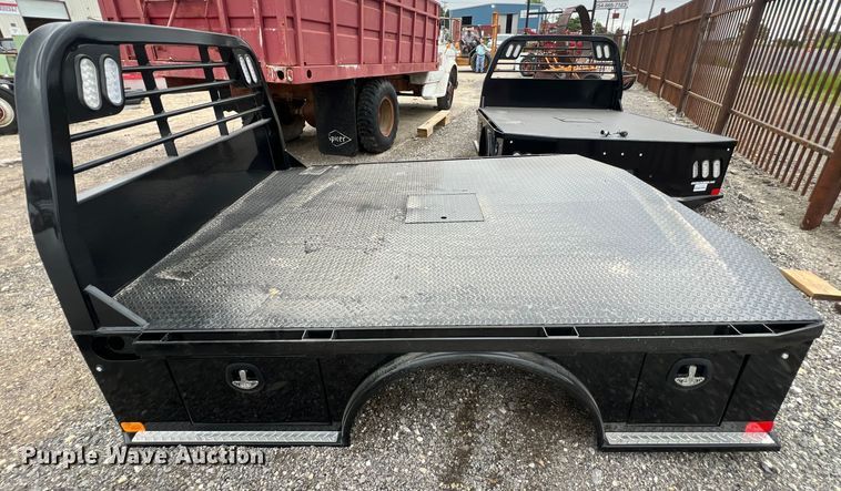 image for item KV9768 CM SK-02845642 flatbed