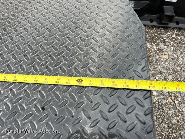 image for item KV9768 CM SK-02845642 flatbed