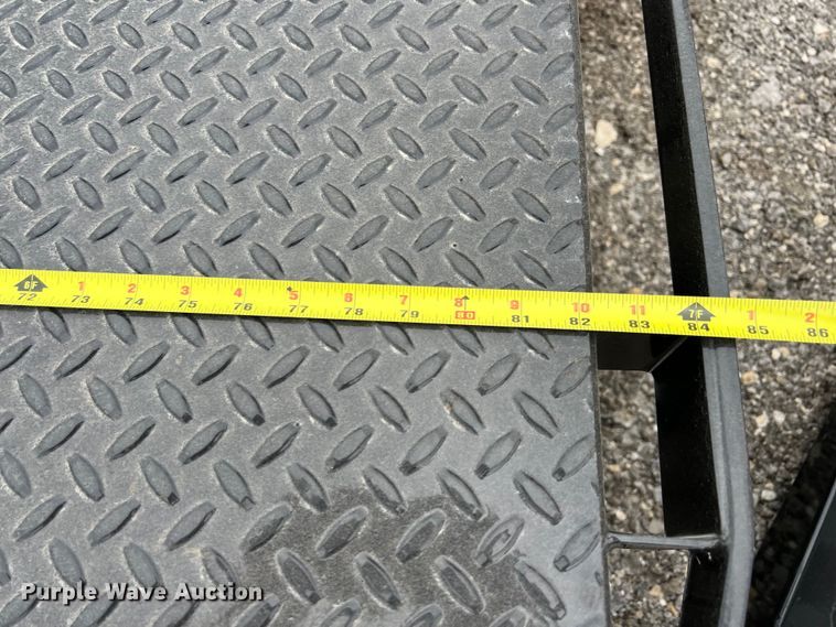 image for item KV9768 CM SK-02845642 flatbed