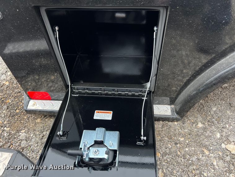 image for item KV9768 CM SK-02845642 flatbed