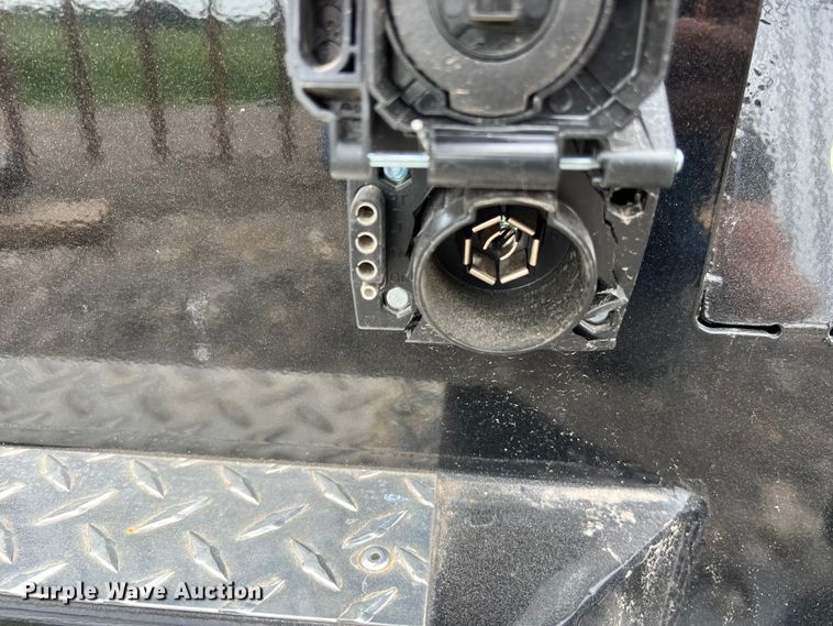 image for item KV9768 CM SK-02845642 flatbed