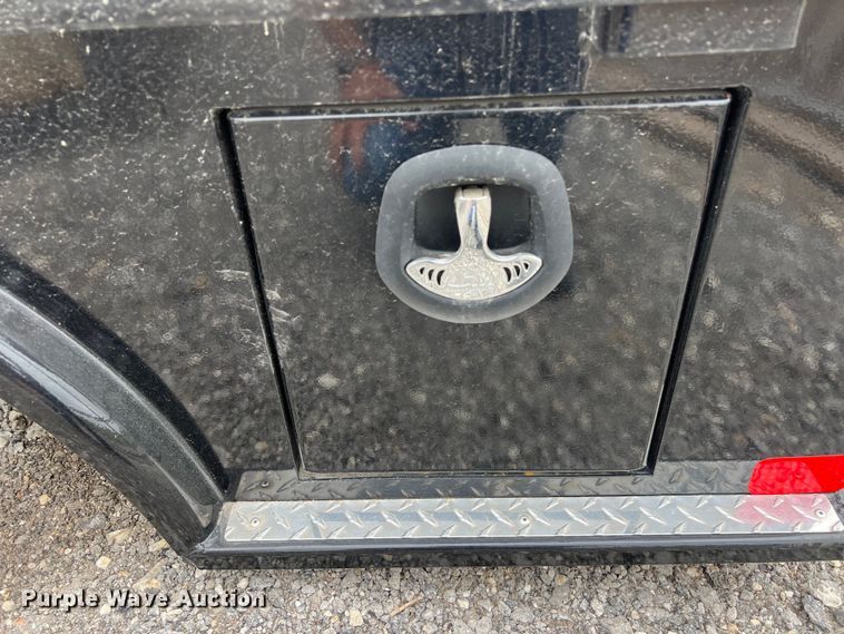 image for item KV9768 CM SK-02845642 flatbed