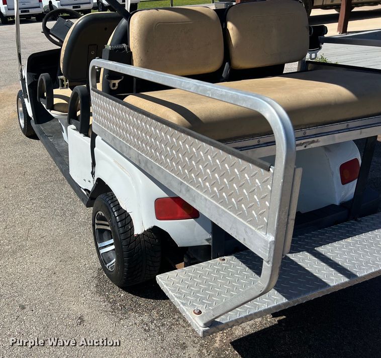 image for item KV9773 Golf cart