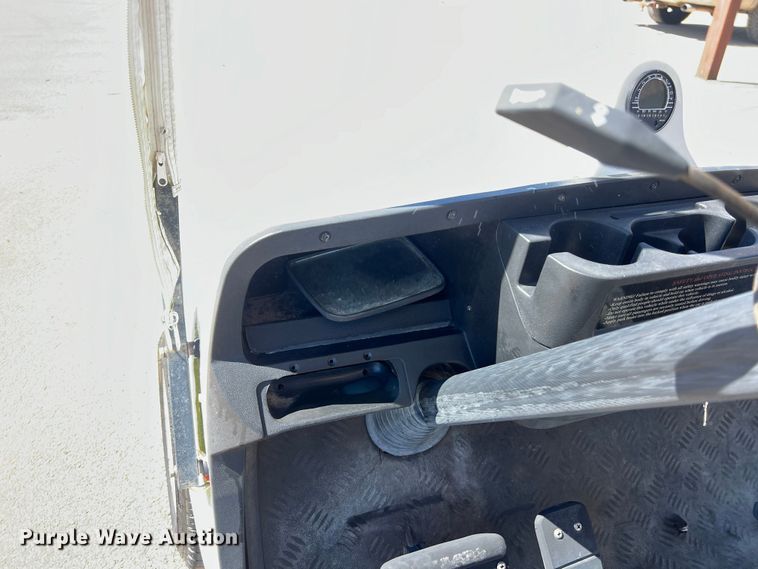 image for item KV9773 Golf cart