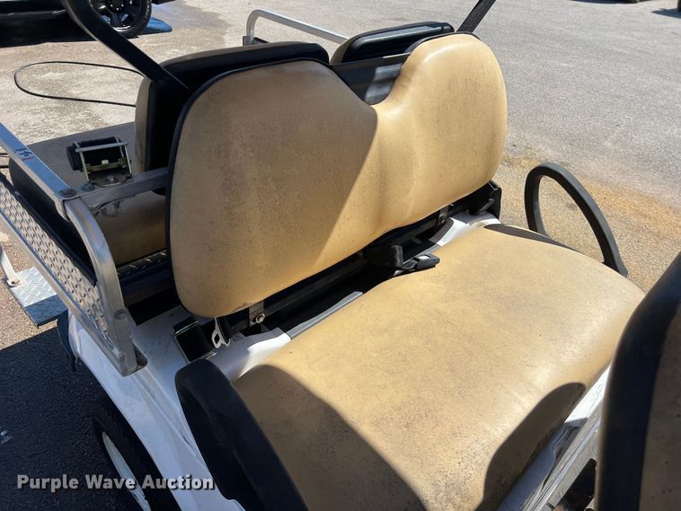 image for item KV9773 Golf cart