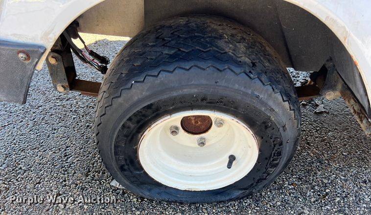 image for item KV9773 Golf cart