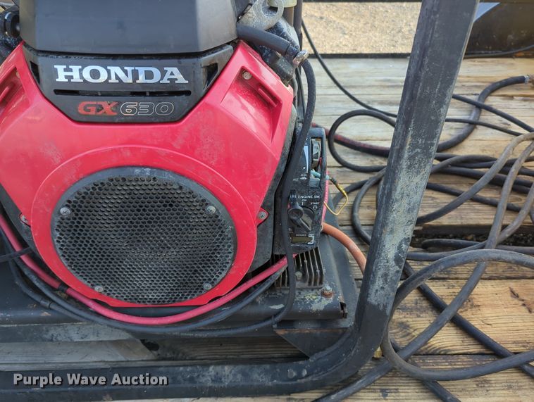 image for item KW9049 2011 Top Hat  utility trailer