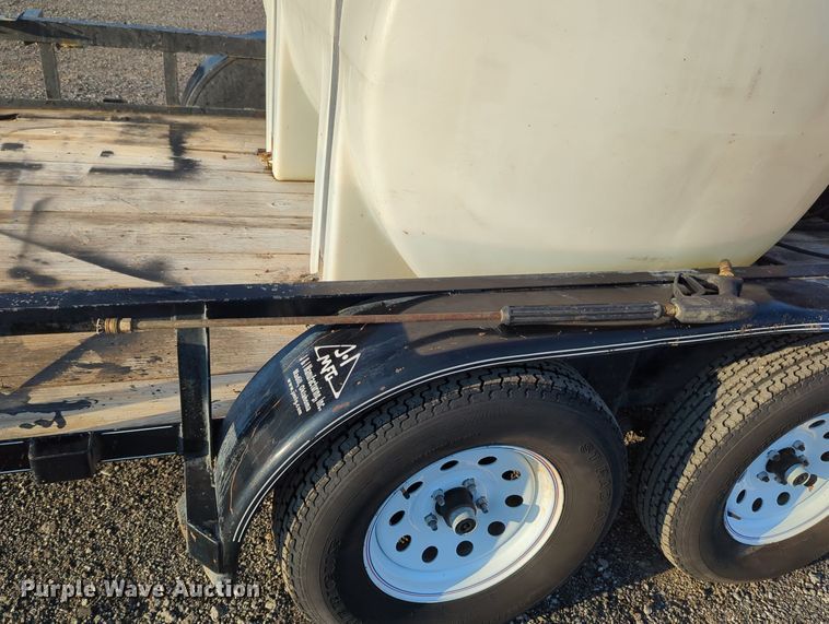 image for item KW9049 2011 Top Hat  utility trailer