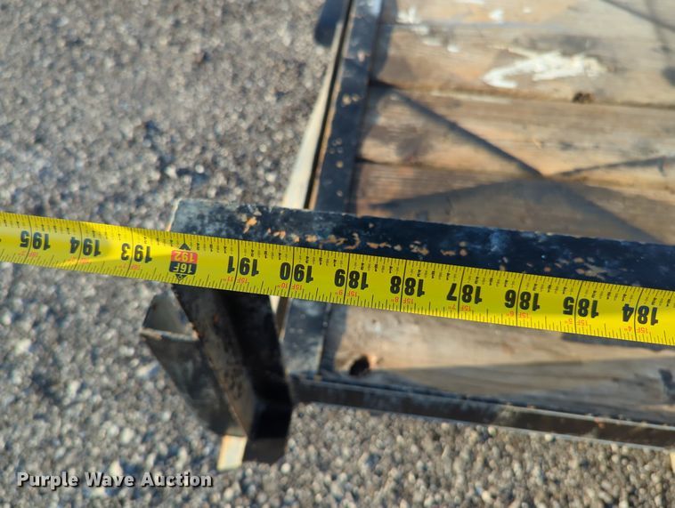 image for item KW9049 2011 Top Hat  utility trailer