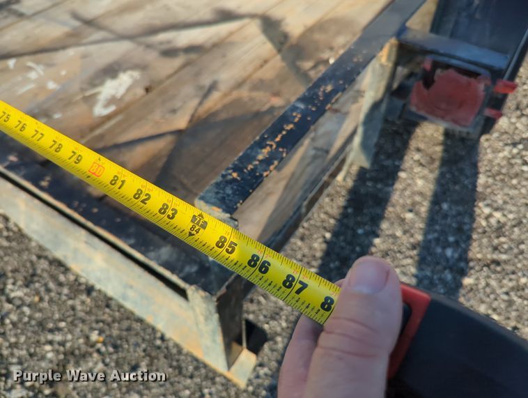 image for item KW9049 2011 Top Hat  utility trailer