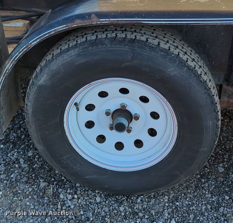 image for item KW9049 2011 Top Hat  utility trailer