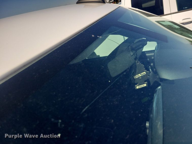 image for item LC9956 2018 Chevrolet  Silverado 1500 Crew Cab pickup truck