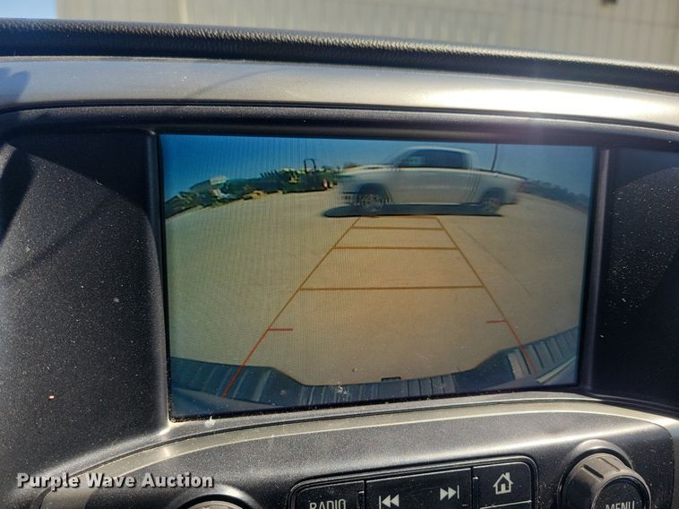 image for item LC9956 2018 Chevrolet  Silverado 1500 Crew Cab pickup truck