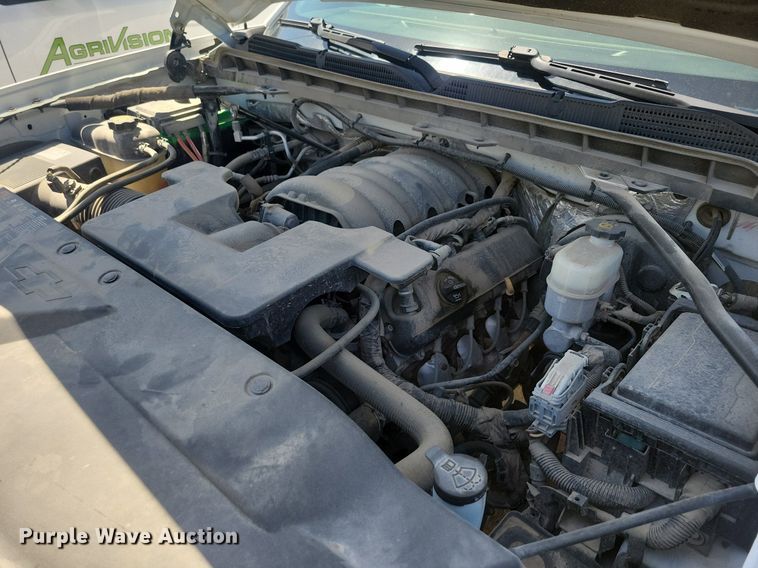 image for item LC9956 2018 Chevrolet  Silverado 1500 Crew Cab pickup truck