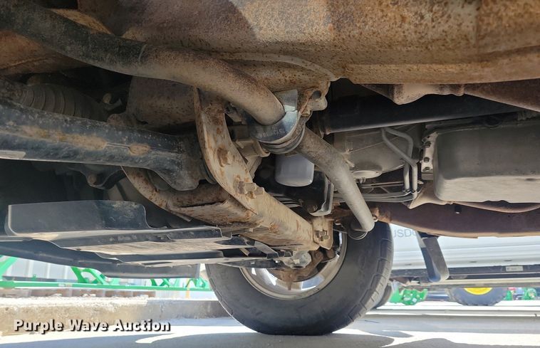 image for item LC9956 2018 Chevrolet  Silverado 1500 Crew Cab pickup truck