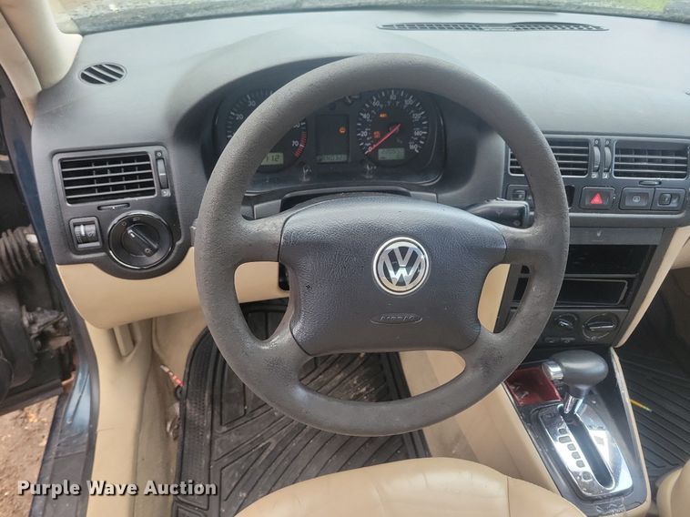 image for item LC9967 2001 Volkswagen Jetta 