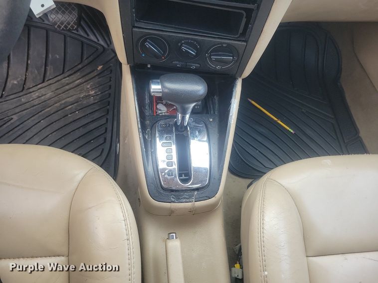 image for item LC9967 2001 Volkswagen Jetta 