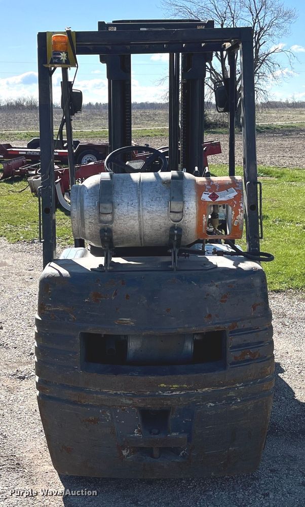 image for item LD9401 Komatsu FG25ST11 forklift