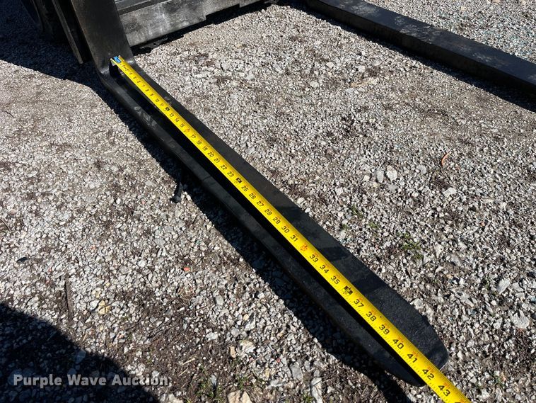 image for item LD9401 Komatsu FG25ST11 forklift