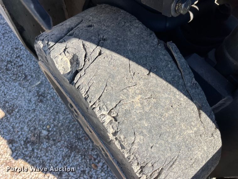 image for item LD9401 Komatsu FG25ST11 forklift