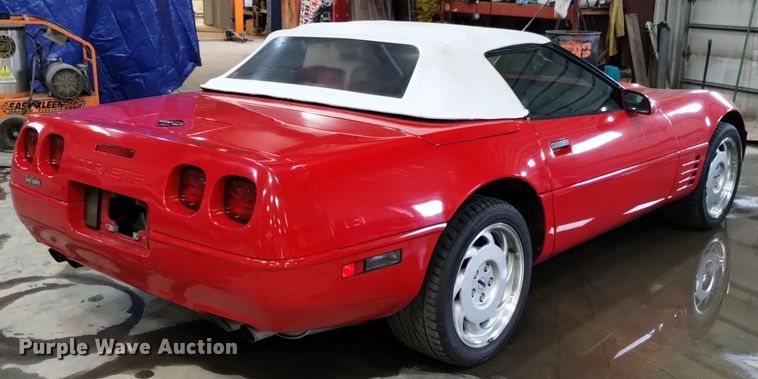 image for item LN9950 1991 Chevrolet Corvette  convertible